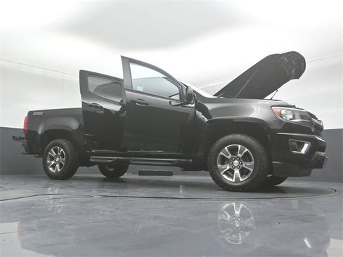 Used 2017 Chevrolet Colorado Z71 image 53