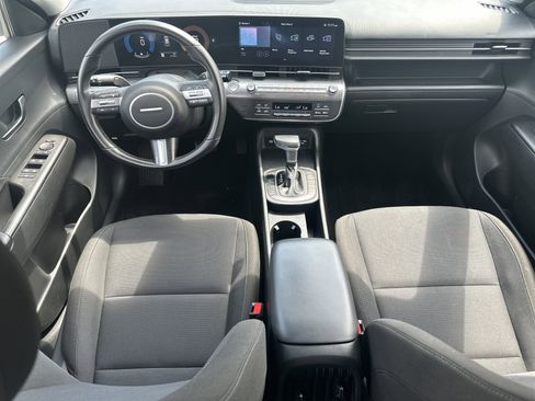 Used 2025 Hyundai Kona SEL AWD/4WD image 22