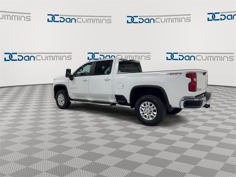 Certified 2021 Chevrolet Silverado 2500 LT w/ Fleet Comfort Package image 6