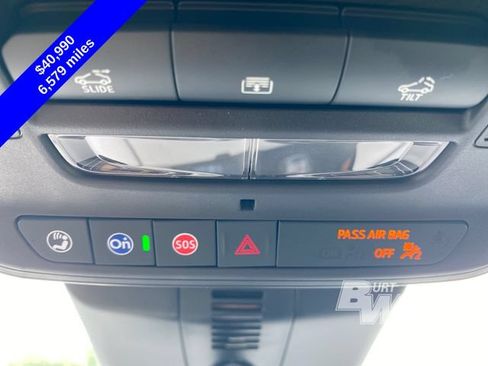 Used 2025 Chevrolet Traverse LT w/ Sun and Wheel Package AWD/4WD image 26