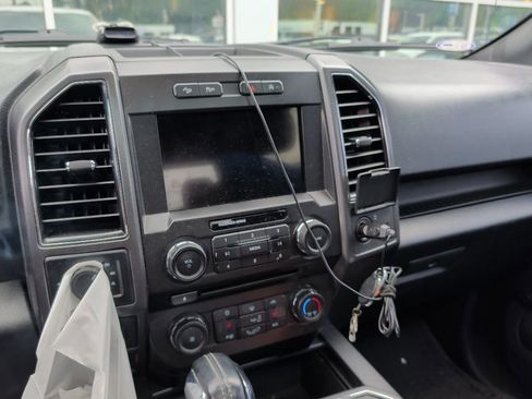 Used 2018 Ford F150 XLT w/ Equipment Group 302A Luxury AWD/4WD image 10