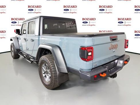 Used 2025 Jeep Gladiator Mojave w/ Convenience Group AWD/4WD image 6