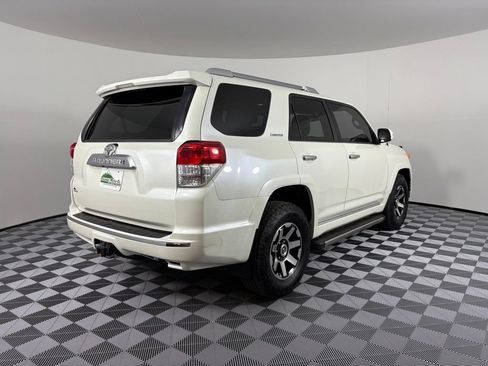 Used 2013 Toyota 4Runner Limited AWD/4WD image 8