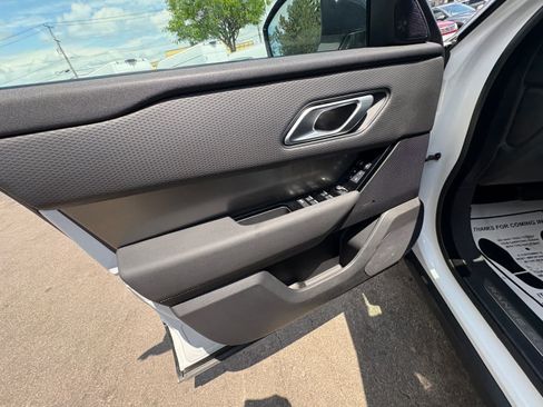 Used 2023 Land Rover Range Rover Velar S AWD/4WD image 11