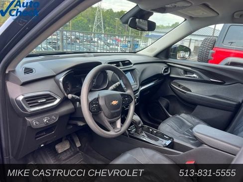 Used 2023 Chevrolet TrailBlazer LT FWD image 6