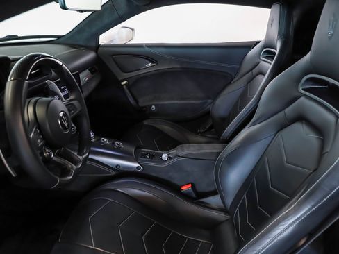 Used 2022 Maserati MC20 Coupe RWD image 37