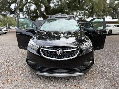 Used 2018 Buick Encore Sport Touring FWD image 2