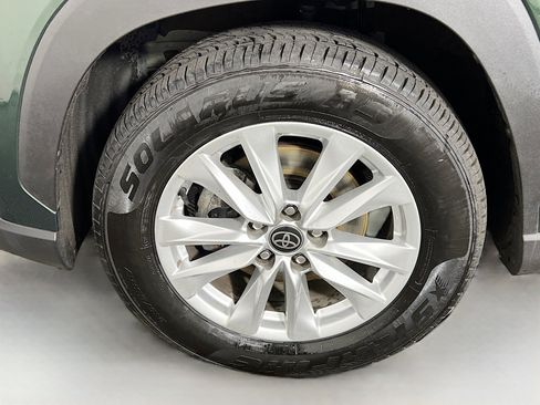 Used 2023 Toyota Corolla Cross LE w/ Moonroof Package AWD/4WD image 27