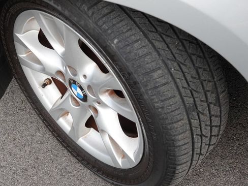 Used 2009 BMW 128i Convertible RWD image 13