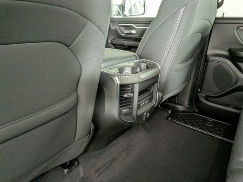 New 2026 RAM 1500 4x4 Crew Cab image 28