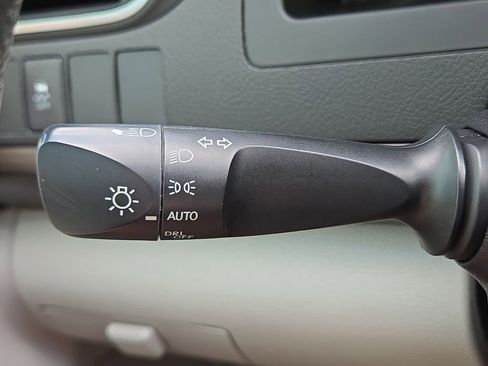 Used 2016 Toyota Camry LE image 25