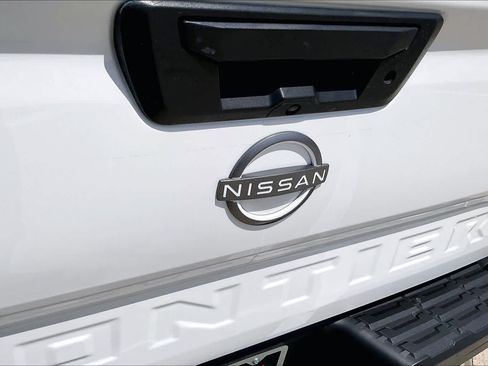 Used 2023 Nissan Frontier S w/ Technology Package AWD/4WD image 29