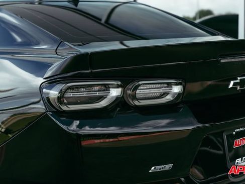 Used 2022 Chevrolet Camaro SS RWD image 48