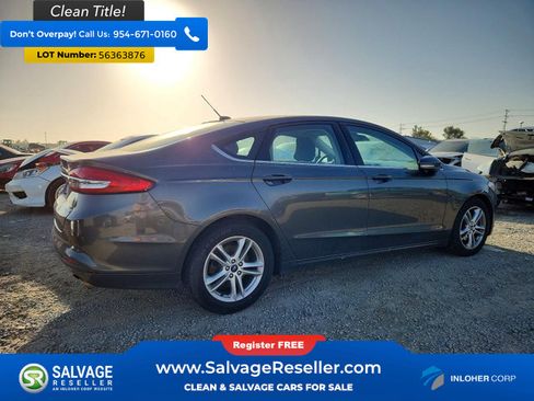 Used 2018 Ford Fusion SE FWD image 4