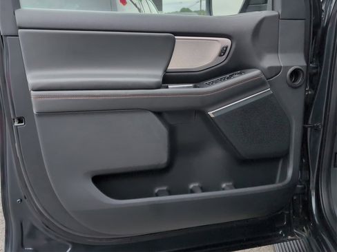 New 2025 Ford Expedition Active image 11