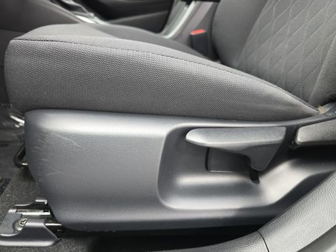 Used 2024 Toyota Corolla LE image 27