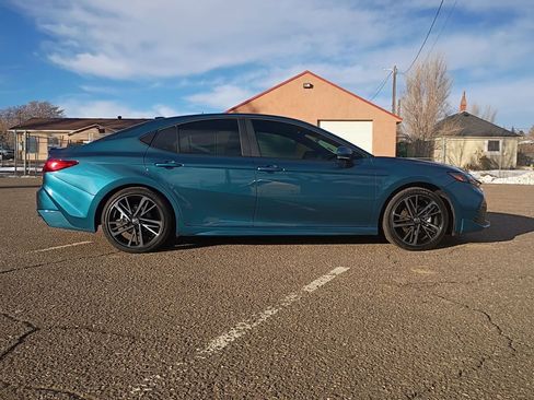 Used 2025 Toyota Camry XSE image 7