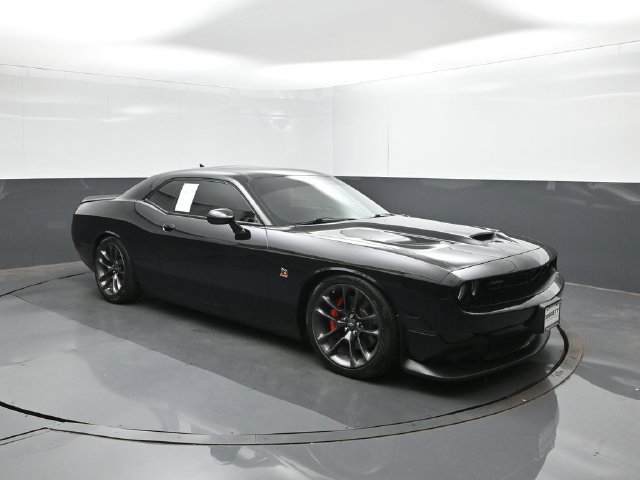 Used 2021 Dodge Challenger R/T Scat Pack RWD image 24