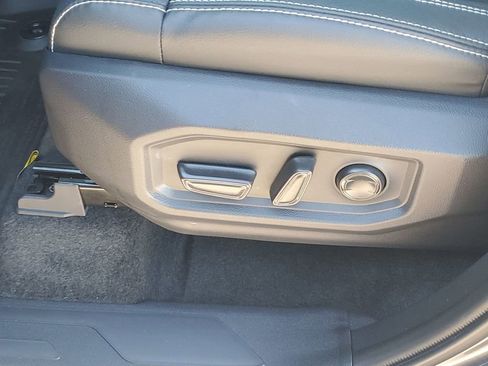 Used 2026 Toyota Tundra Limited image 29