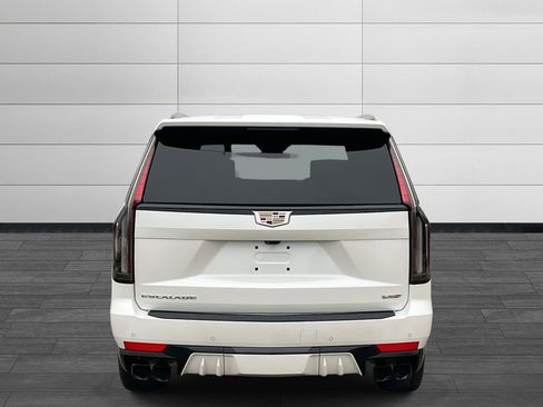 Certified 2024 Cadillac Escalade V image 4