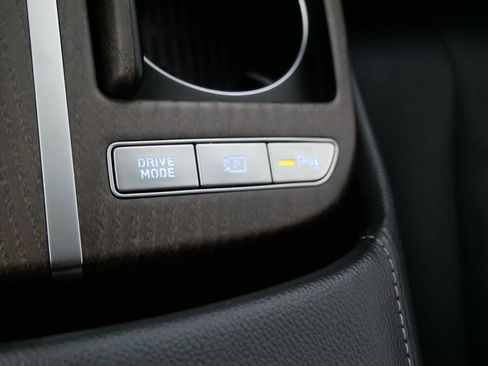 Certified 2022 Genesis G80 2.5T w/ Prestige Package image 32