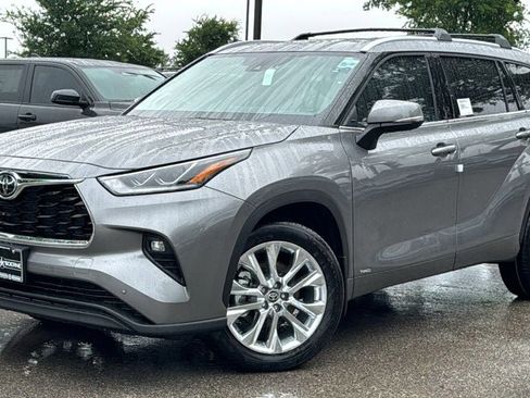New 2026 Toyota Highlander Limited AWD/4WD image 35
