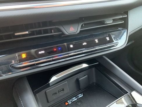 New 2025 Buick Envision Preferred image 24