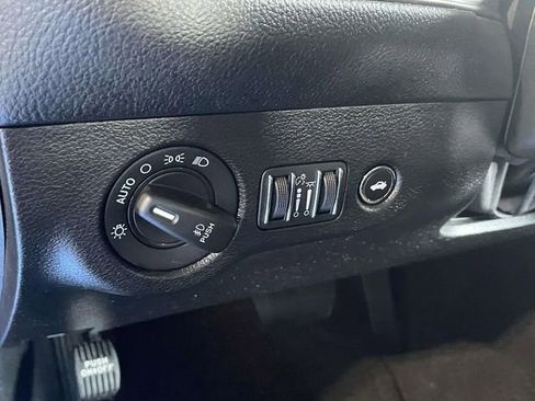 Used 2023 Dodge Challenger SXT w/ Blacktop Package image 15