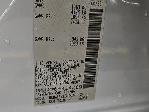 Used 2023 Nissan Altima 2.5 SR w/ SR Premium Package FWD image 35