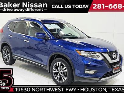 Used 2017 Nissan Rogue SL