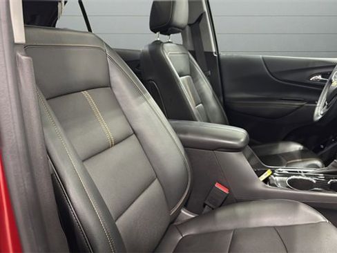 Used 2023 Chevrolet Equinox Premier image 33