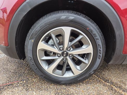 Used 2019 Kia Sorento EX FWD image 27