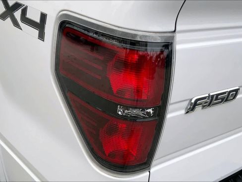 Used 2014 Ford F150 Lariat w/ Equipment Group 501A Mid image 24