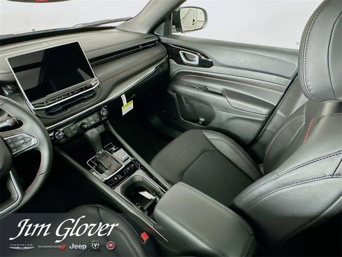 New 2026 Jeep Compass Trailhawk image 19