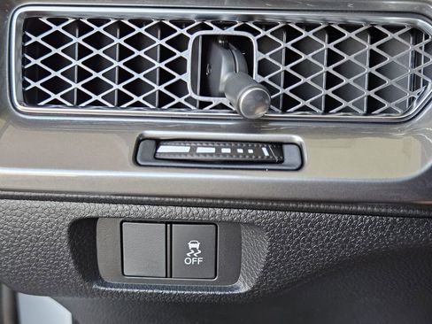 Certified 2025 Acura Integra Base image 21