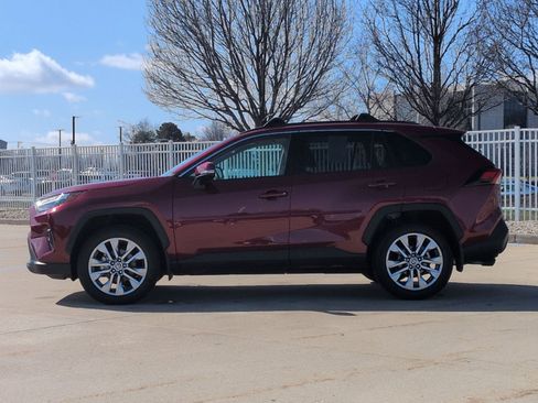 Used 2025 Toyota RAV4 XLE Premium w/ Weather Package image 9