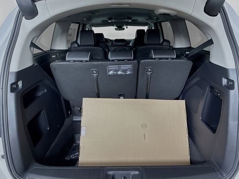 New 2026 Honda Odyssey Touring image 36