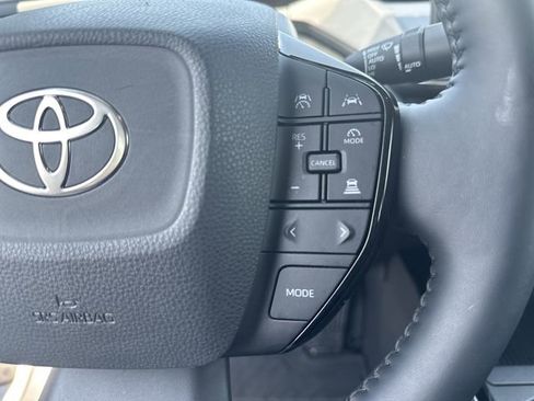 Used 2025 Toyota Prius Limited FWD image 11