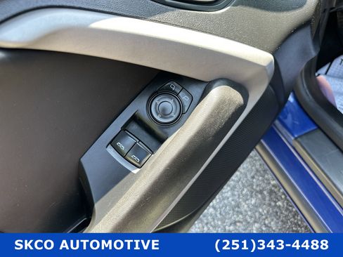 Used 2021 Chevrolet Camaro LT image 22