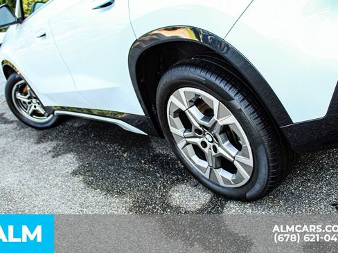 Used 2025 BMW X1 xDrive28i AWD/4WD image 14
