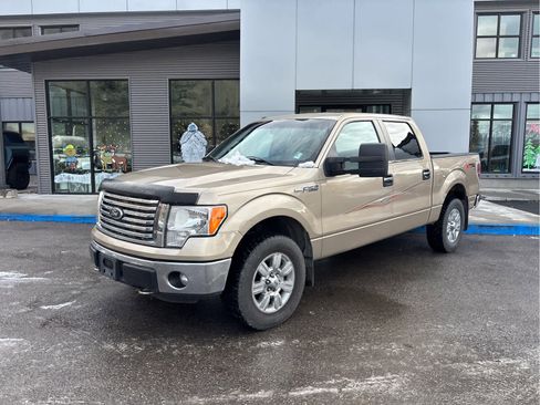 Used 2012 Ford F150 XLT w/ XTR Pkg image 2