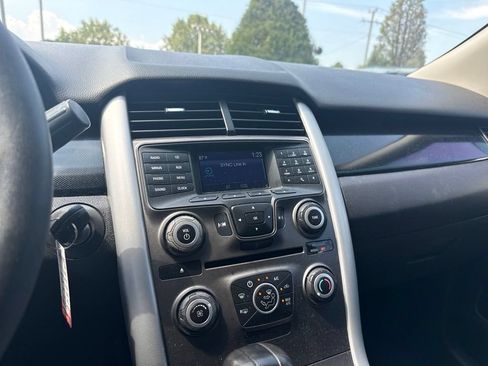 Used 2014 Ford Edge SE w/ Equipment Group 101A FWD image 11