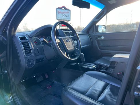 Used 2011 Ford Escape Limited w/ 302A Rapid Spec Order Code image 13