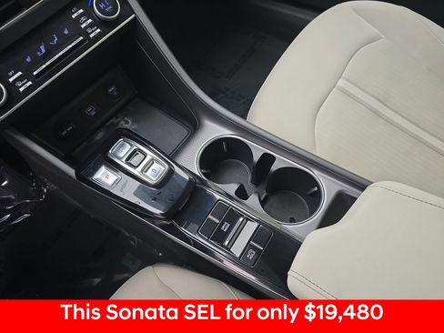 Used 2022 Hyundai Sonata SEL image 32