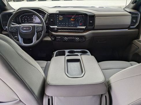 Used 2025 GMC Sierra 1500 SLE AWD/4WD image 14