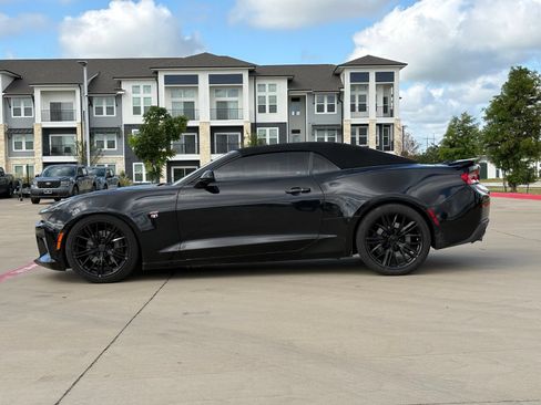 Used 2018 Chevrolet Camaro SS RWD image 4