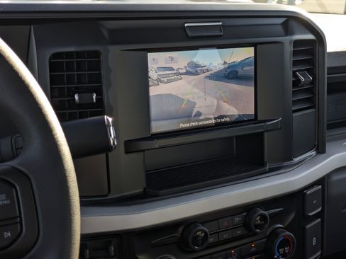 New 2026 Ford F250 XL w/ XL Chrome Package image 25