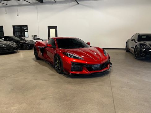 Used 2023 Chevrolet Corvette Z06 w/ Z07 Performance Package image 1