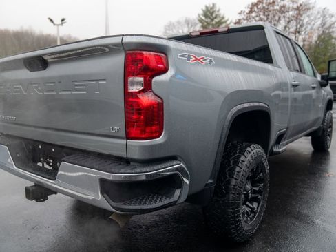 Used 2025 Chevrolet Silverado 2500 LT w/ Convenience Package image 8
