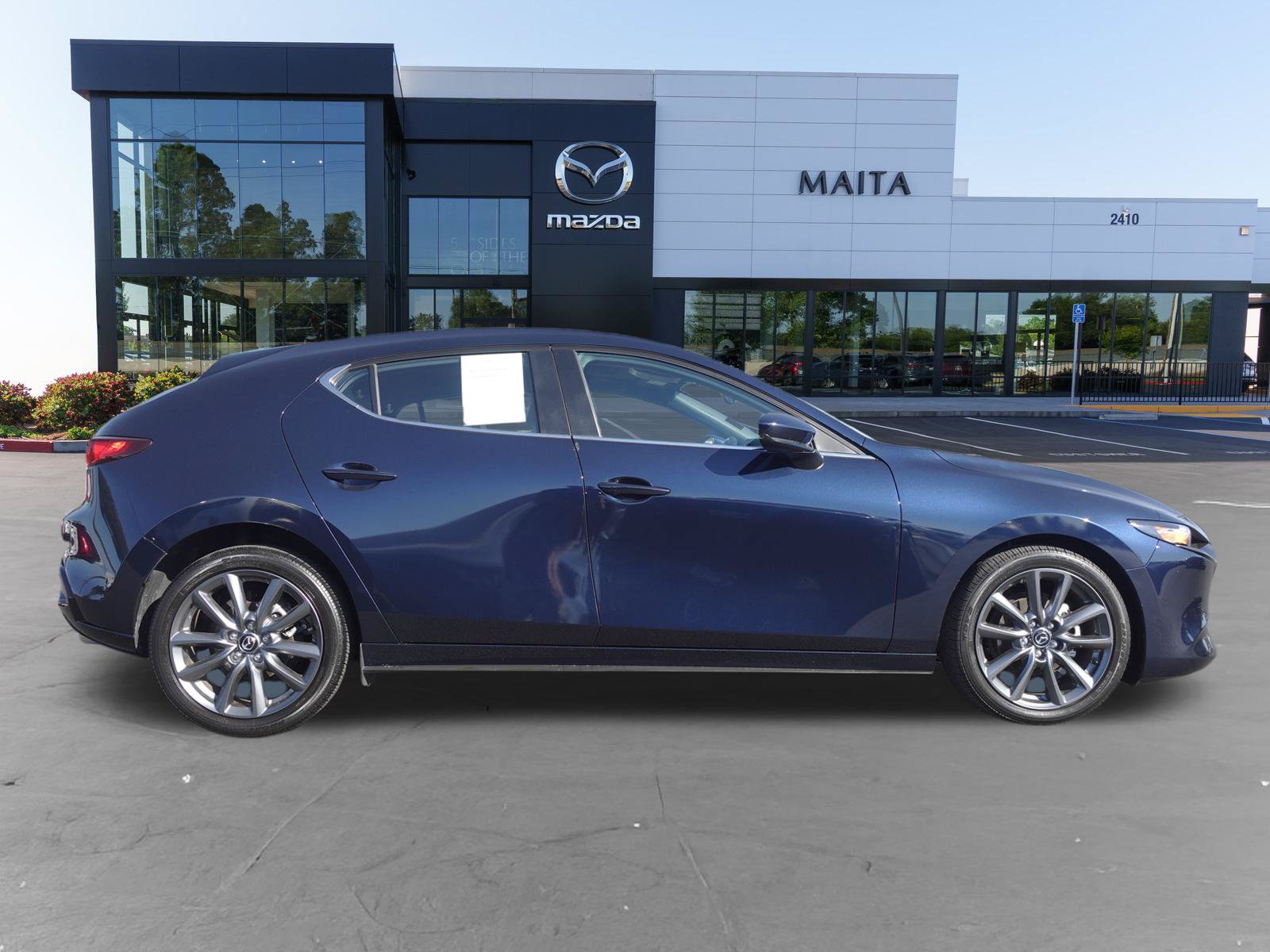 Certified 2024 MAZDA MAZDA3 s FWD image 2